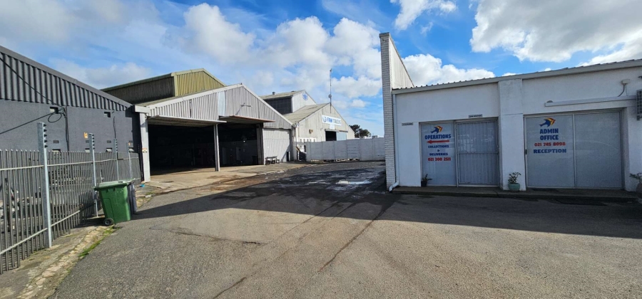 To Let commercial Property for Rent in Kraaifontein Industria Western Cape